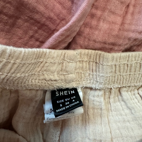 SHEIN Pink and Cream Shorts Set - Picture 2 of 2